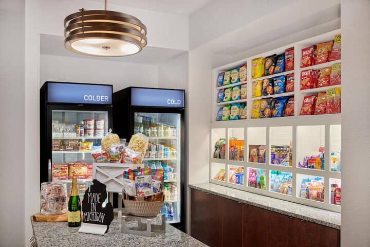 Snack bar