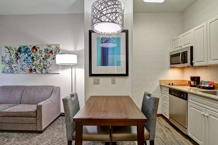 Room 7 of 40