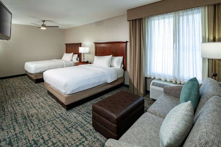 Room 20 of 43