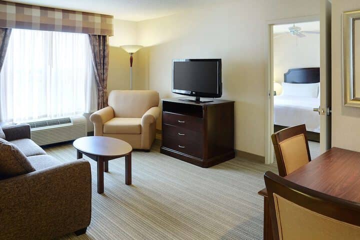 Room 21 of 46