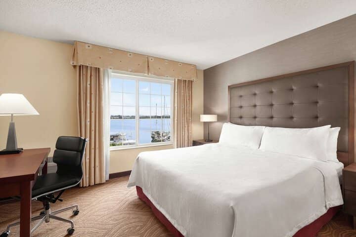 Room 19 of 61