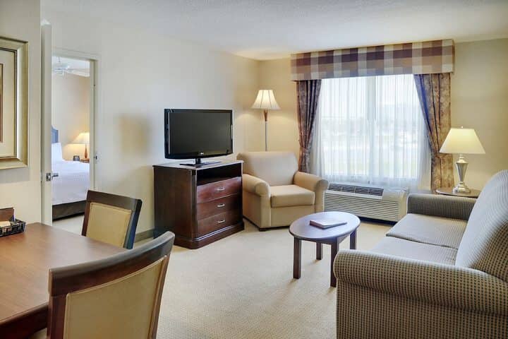 Room 18 of 46