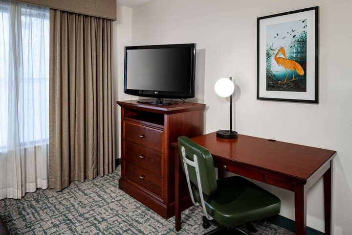 Room 11 of 43