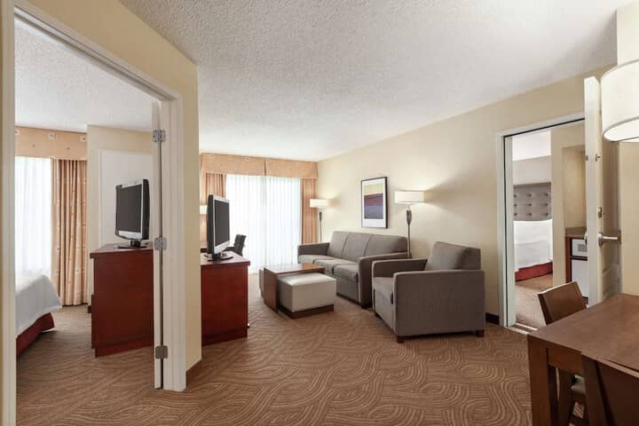 Room 25 of 61