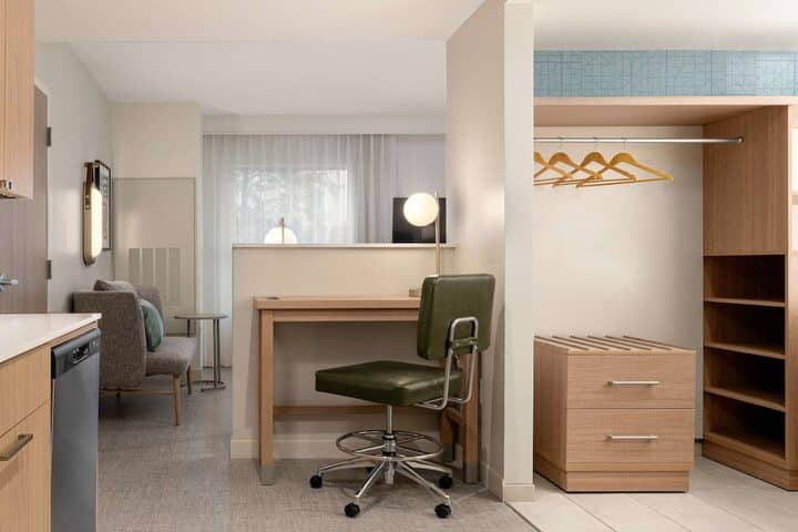 Room 18 of 59
