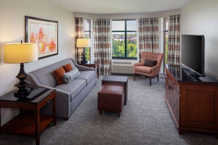 Room 15 of 40