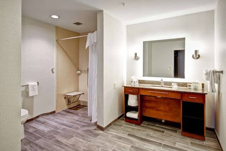 Bathroom shower