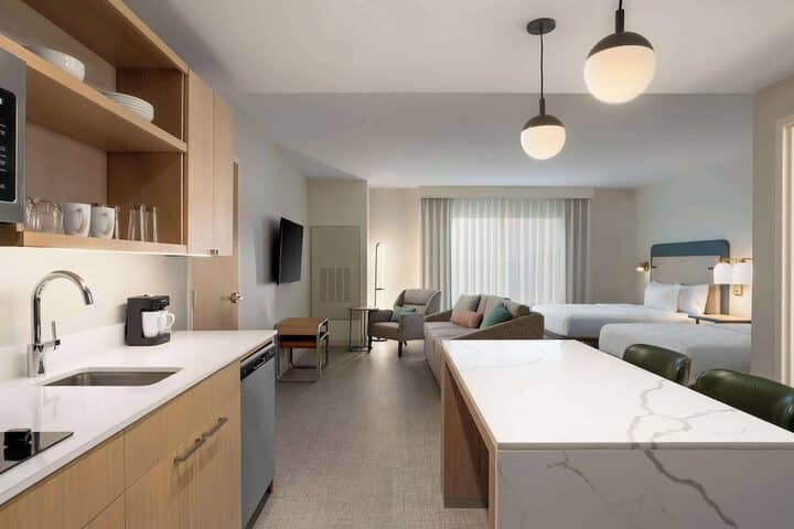 Room 30 of 59