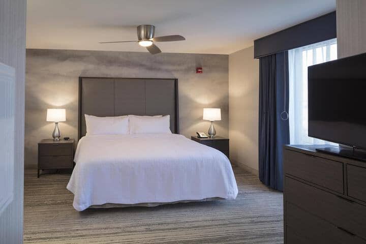 Room 12 of 35