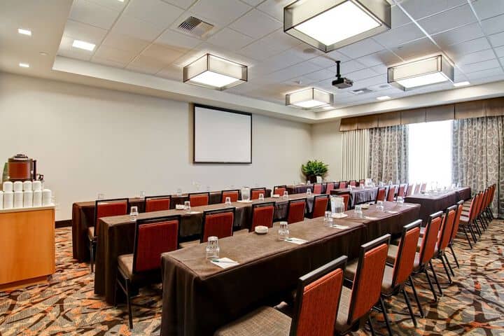 Meeting facility