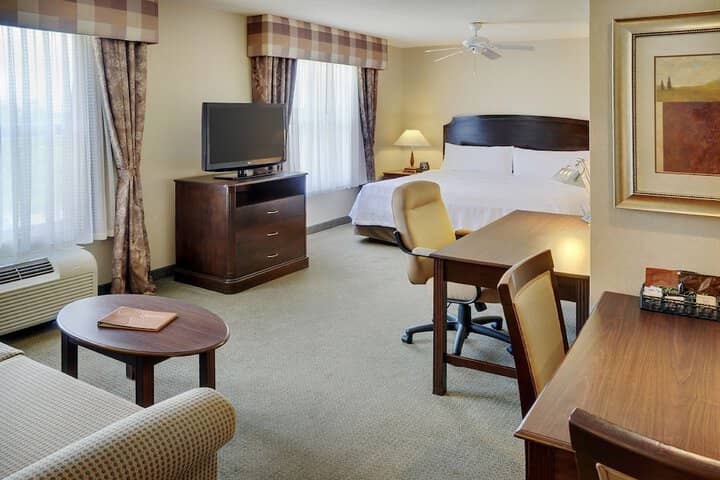 Room 6 of 46