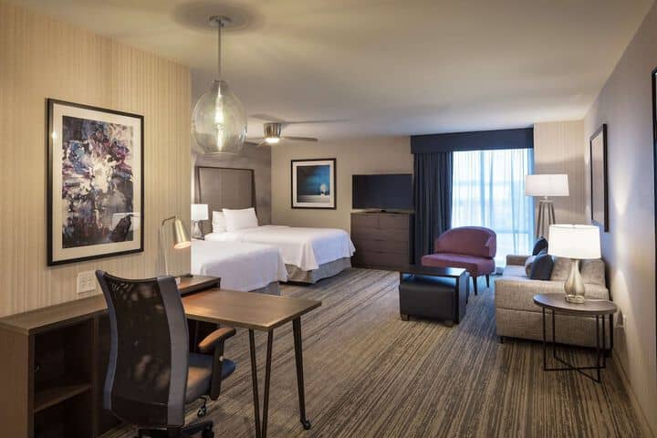 Room 10 of 35