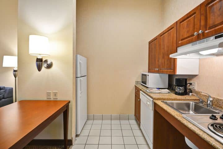 Room 10 of 61