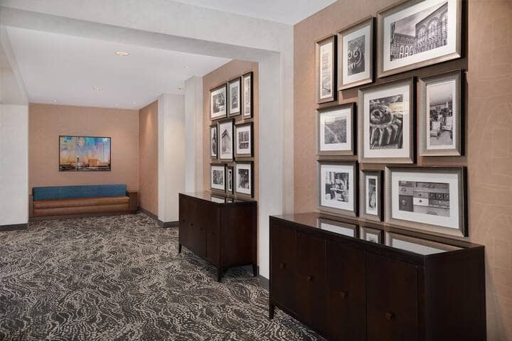 Meeting facility