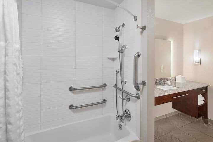Bathroom shower