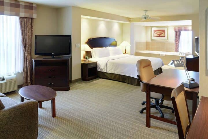 Room 14 of 46