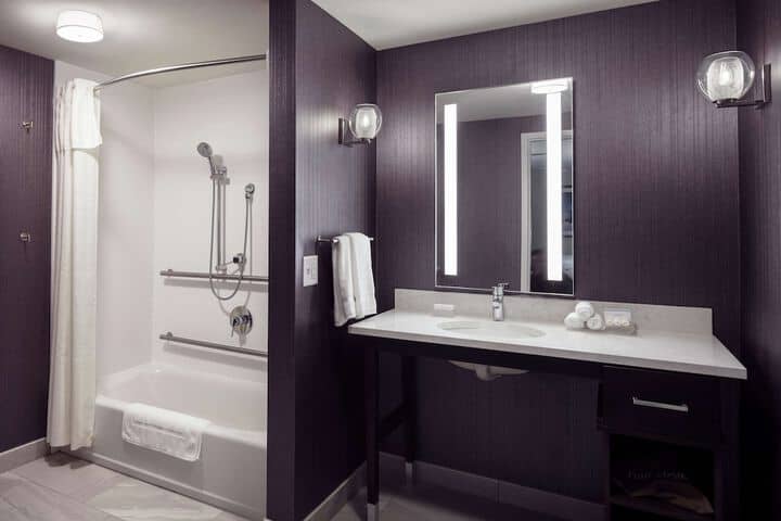 Room 25 of 35